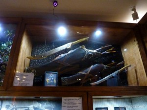 WETA Cave - Legolas weapons