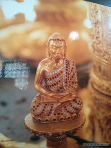 Yangon - Shwedagon pagoda photo gallery detail