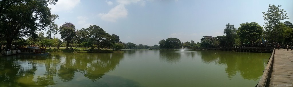 Yangon - panorama Kandawgyi lake 1
