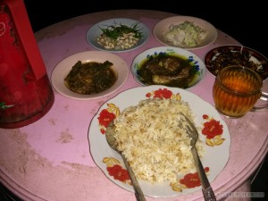 Yangon - street dinner 1