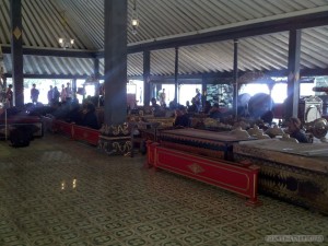 Yogyakarta arts culture - wayung kulit daytime orchestra